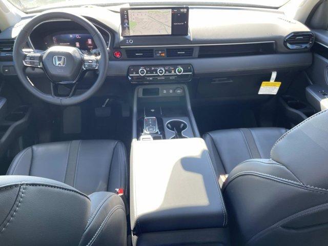 new 2026 Honda Pilot car, priced at $44,658