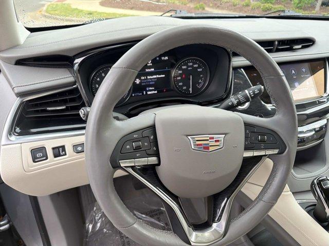 used 2023 Cadillac XT6 car, priced at $35,598