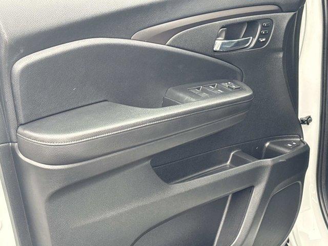 used 2021 Honda Pilot car, priced at $29,998