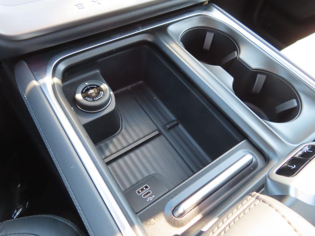new 2026 Ford Expedition Max car, priced at $71,065