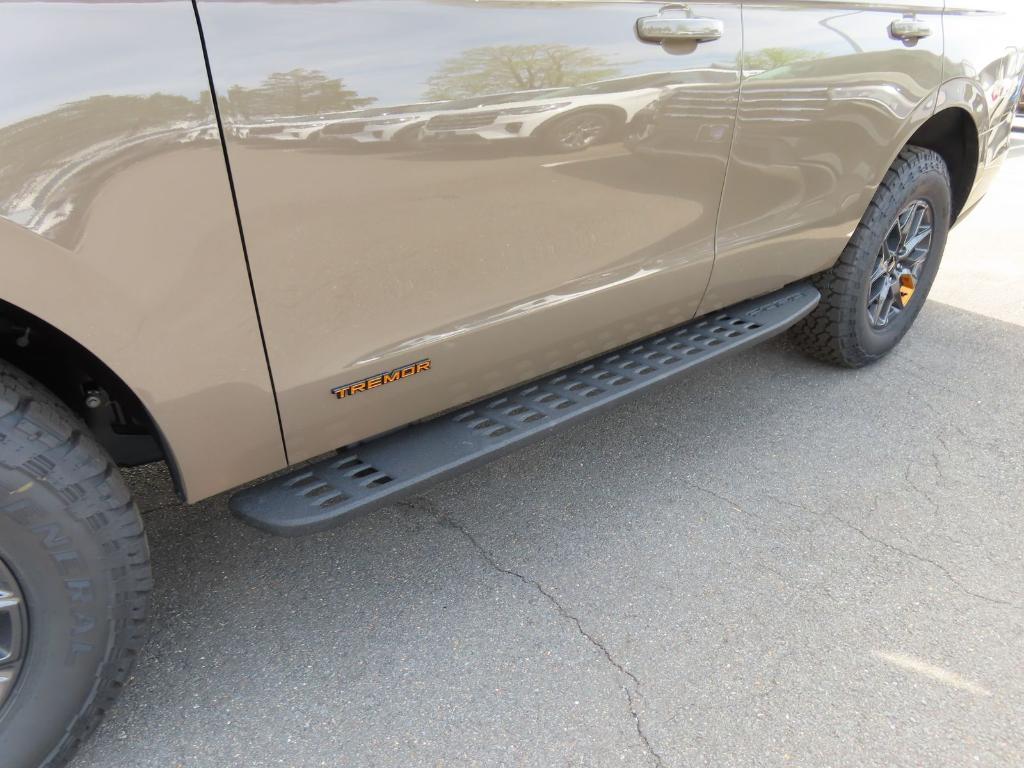 new 2026 Ford Expedition car, priced at $78,336