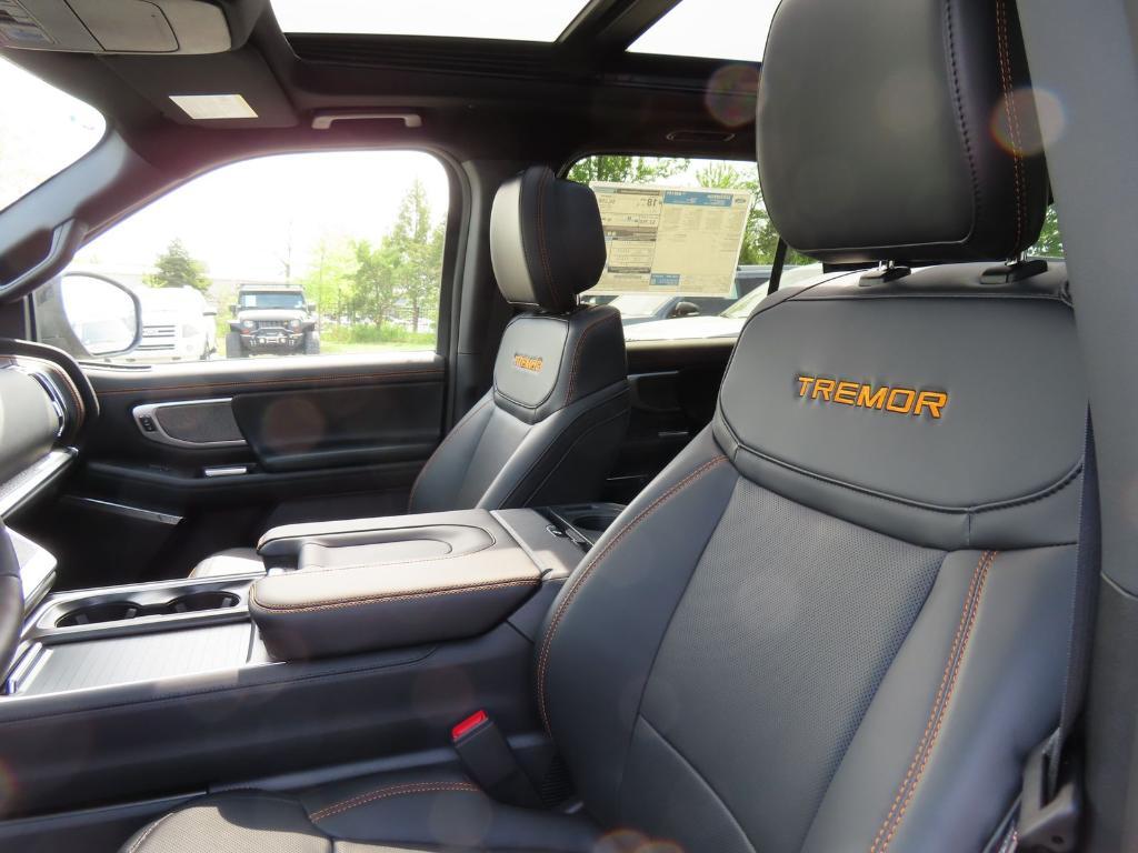 new 2026 Ford Expedition car, priced at $78,336