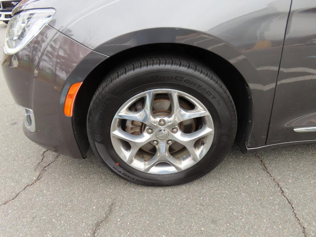 used 2017 Chrysler Pacifica car, priced at $14,000