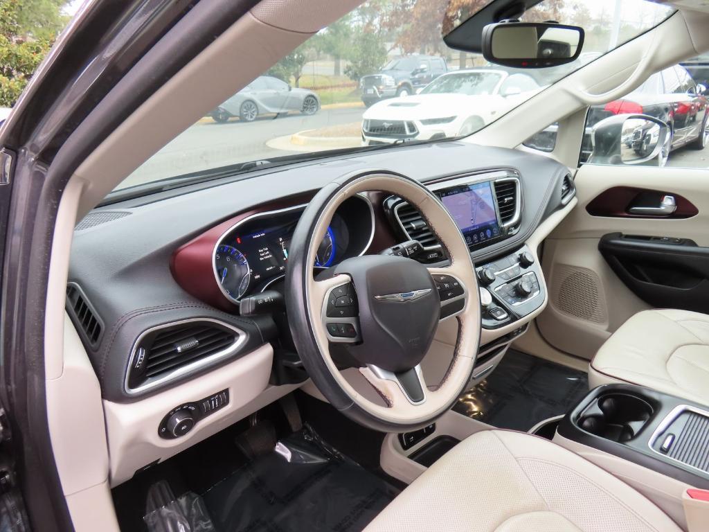 used 2017 Chrysler Pacifica car, priced at $14,000