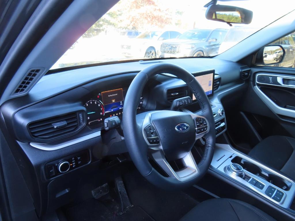 used 2024 Ford Explorer car, priced at $29,000