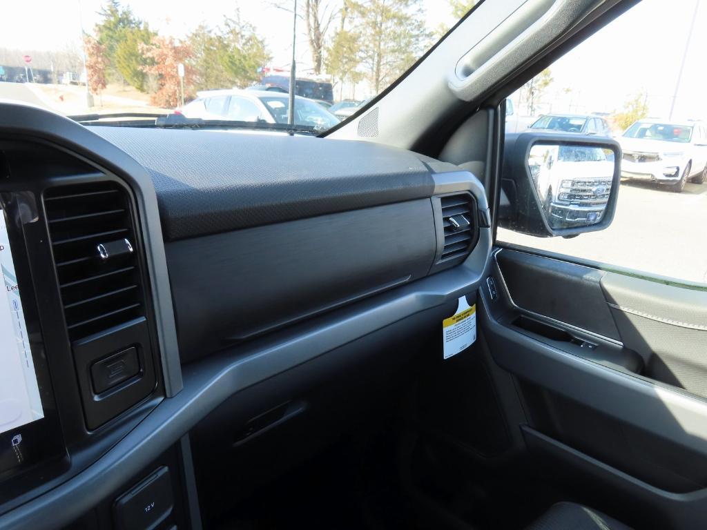 new 2025 Ford F-150 car, priced at $50,916