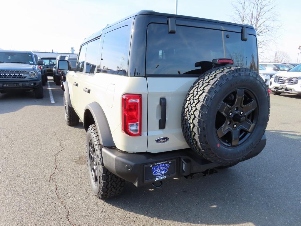 new 2025 Ford Bronco car, priced at $45,470