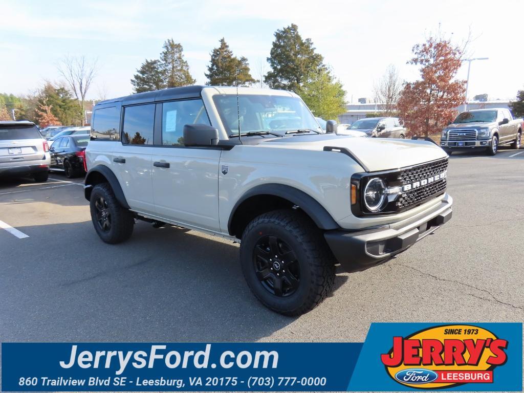new 2025 Ford Bronco car, priced at $45,470