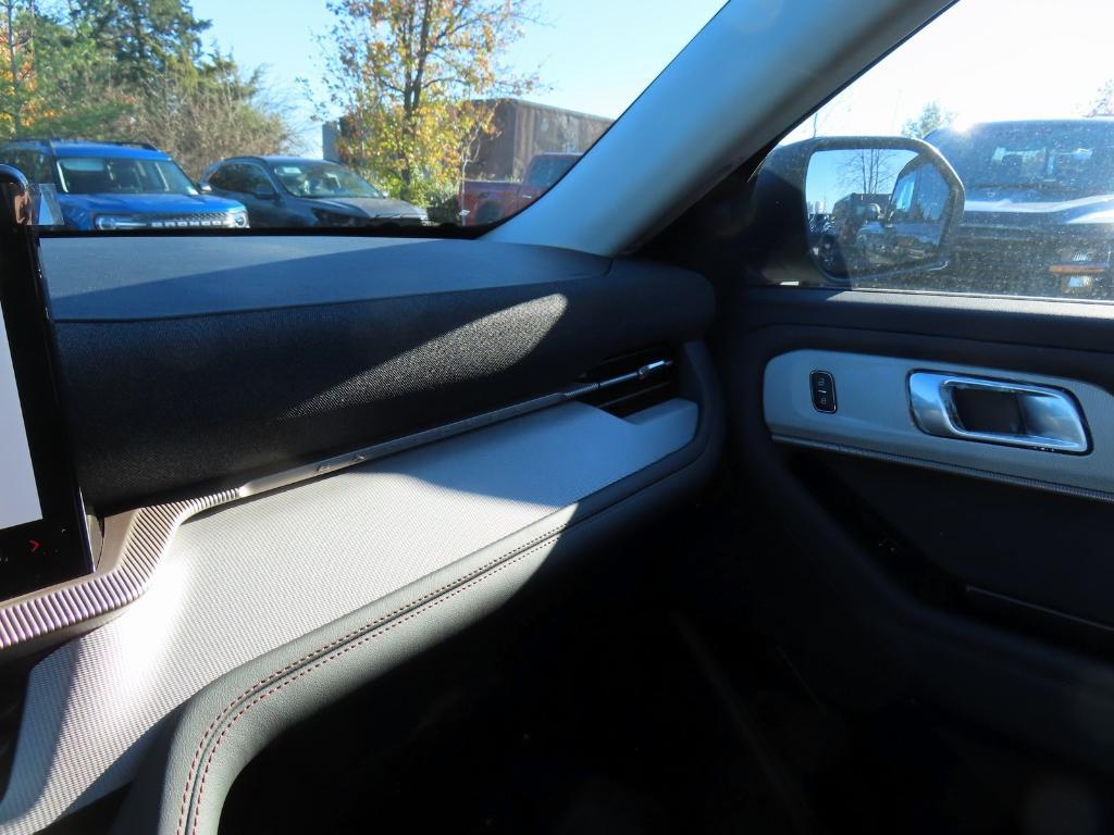 new 2026 Ford Explorer car, priced at $39,331