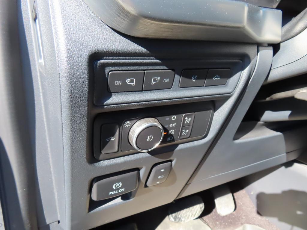 used 2021 Ford F-150 car, priced at $33,500