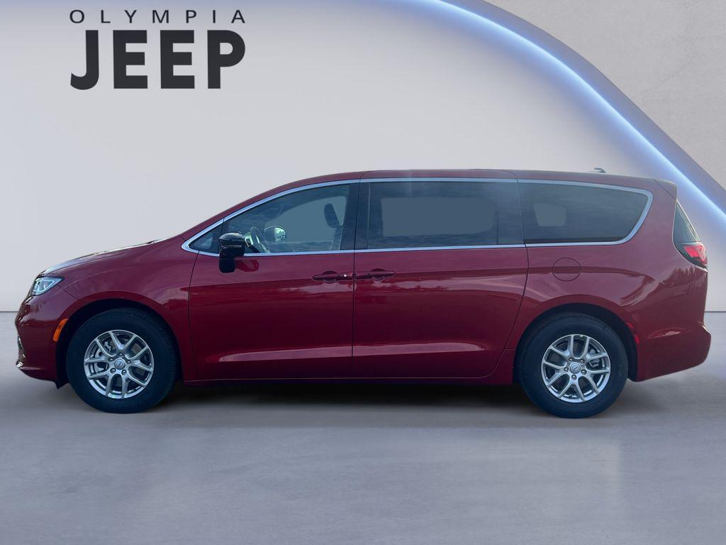 new 2026 Chrysler Pacifica car, priced at $44,657