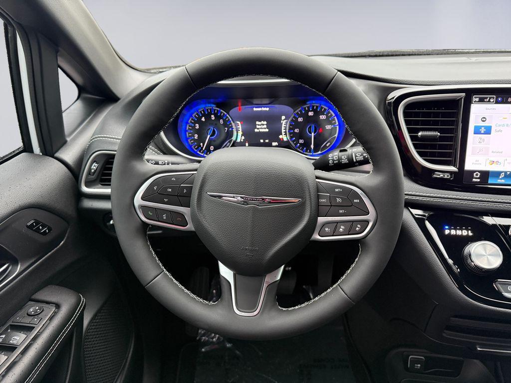 new 2026 Chrysler Pacifica car, priced at $45,378