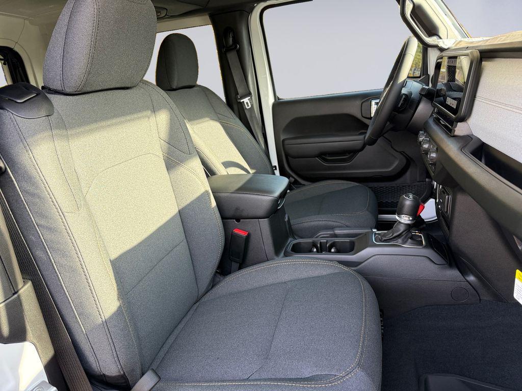 new 2026 Jeep Wrangler car, priced at $45,998