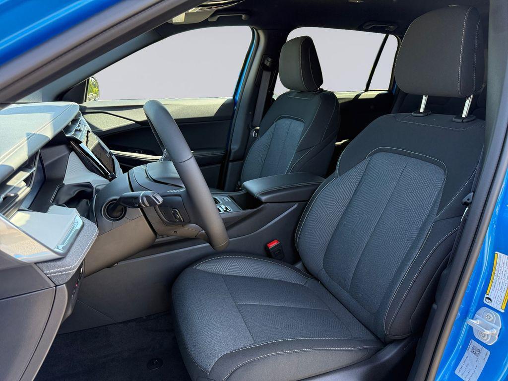 new 2026 Jeep Cherokee car, priced at $37,990