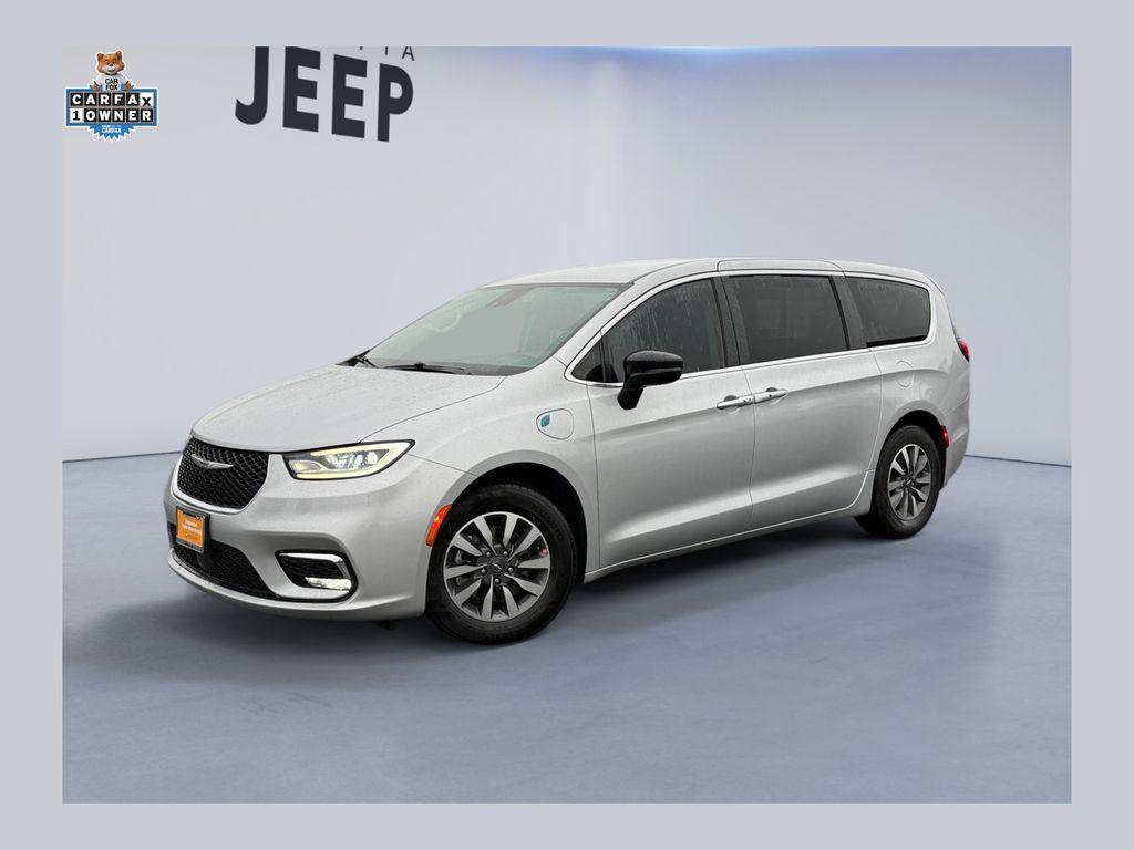 used 2024 Chrysler Pacifica Hybrid car, priced at $27,487