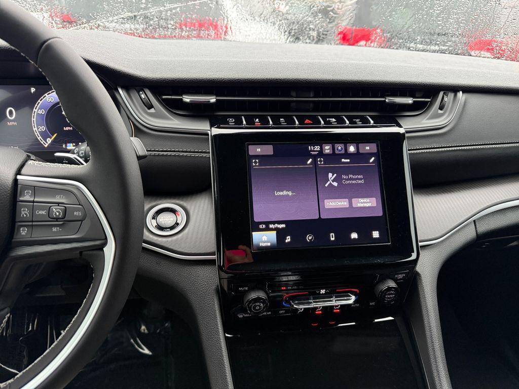 new 2025 Jeep Grand Cherokee L car, priced at $39,282