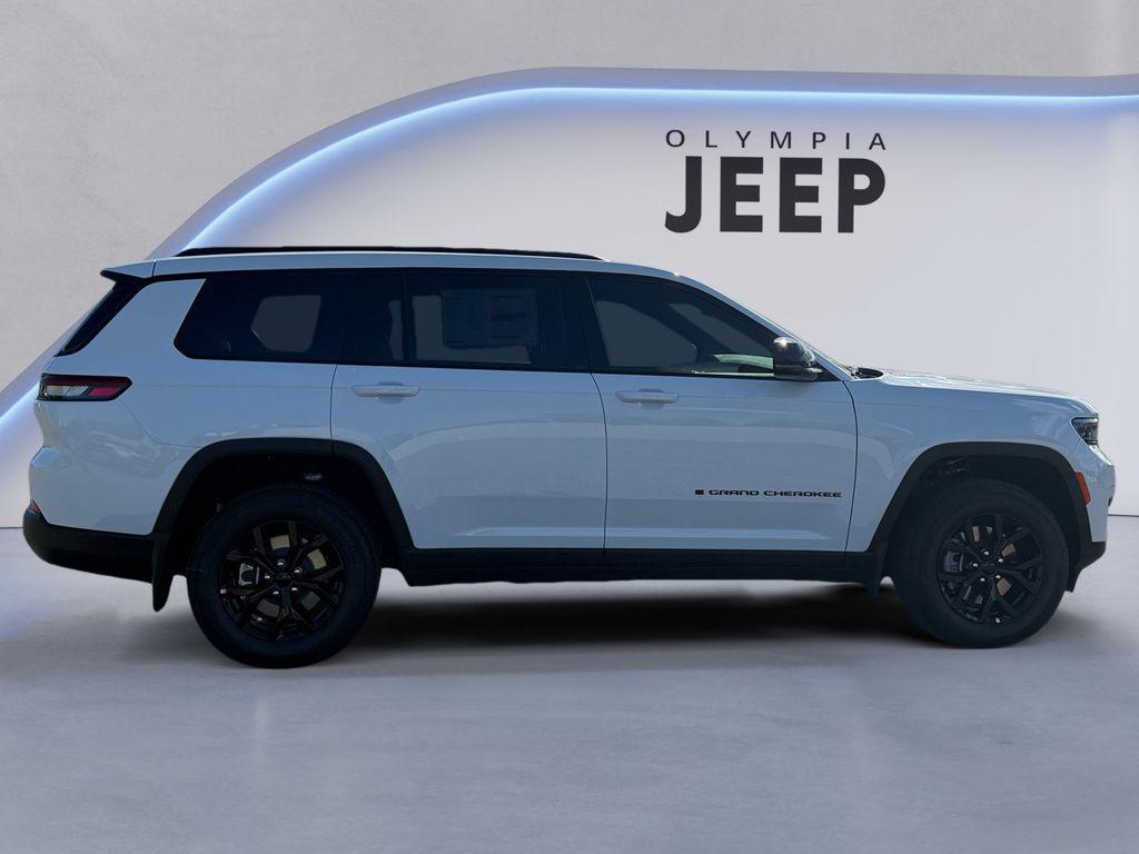 new 2025 Jeep Grand Cherokee L car, priced at $40,982