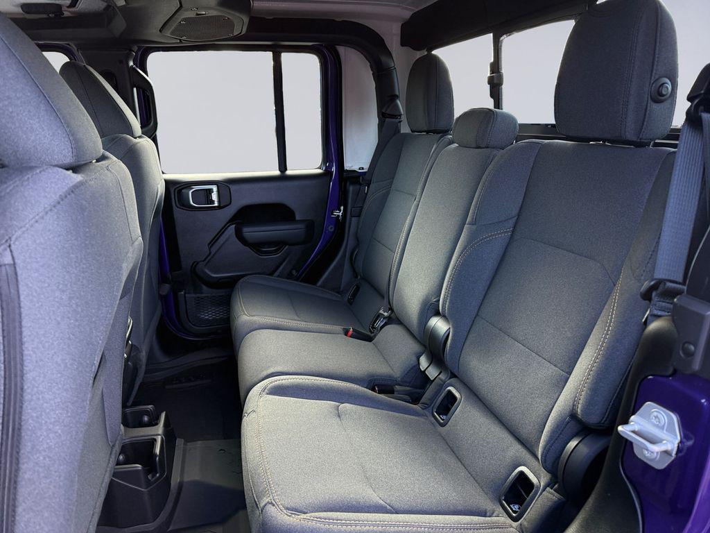 new 2026 Jeep Gladiator car, priced at $41,785