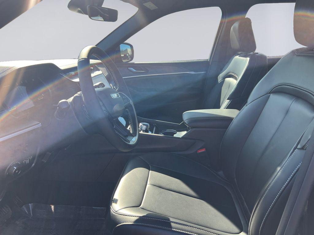 new 2026 Jeep Grand Cherokee car, priced at $47,596