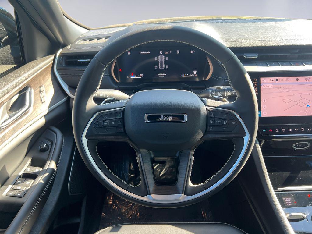 new 2026 Jeep Grand Cherokee car, priced at $47,596