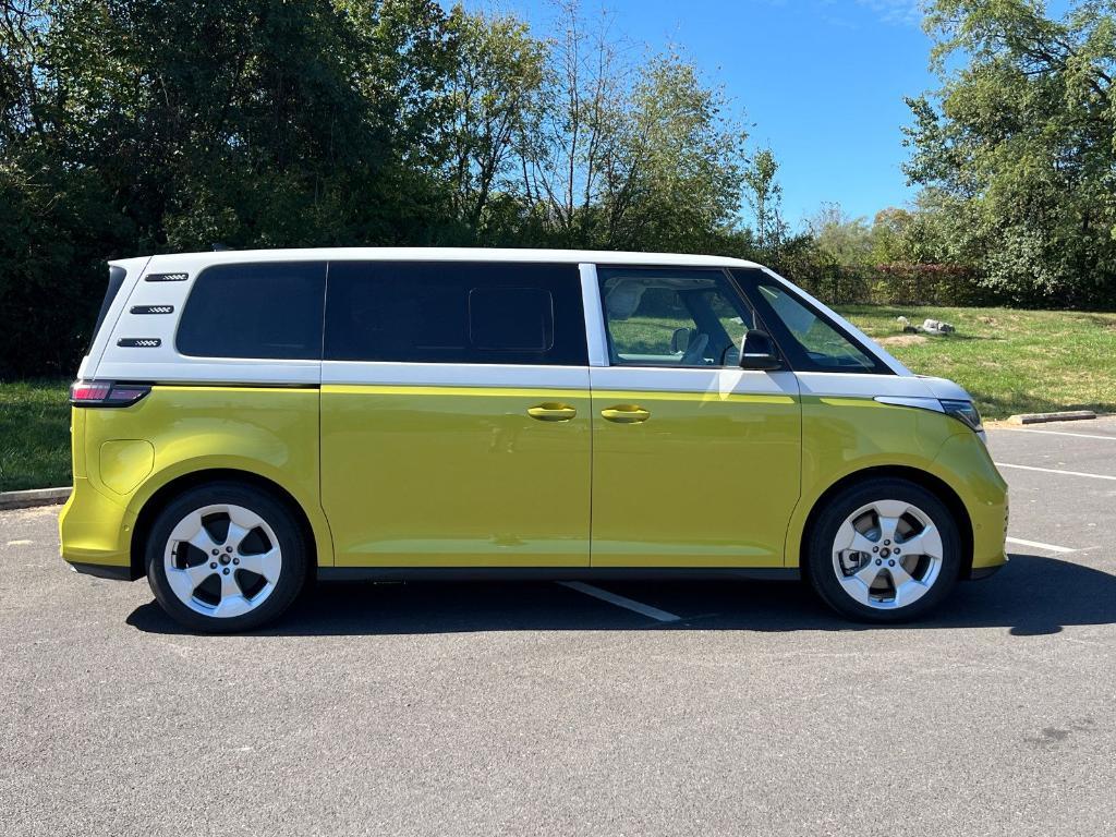 new 2025 Volkswagen ID. Buzz car, priced at $62,030