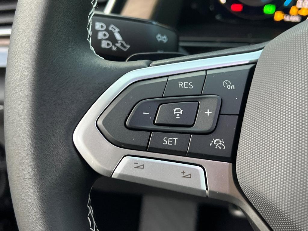 new 2026 Volkswagen Atlas car, priced at $43,665