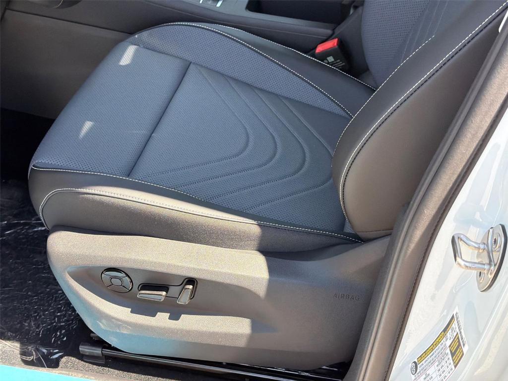 new 2026 Volkswagen Tiguan car, priced at $32,957
