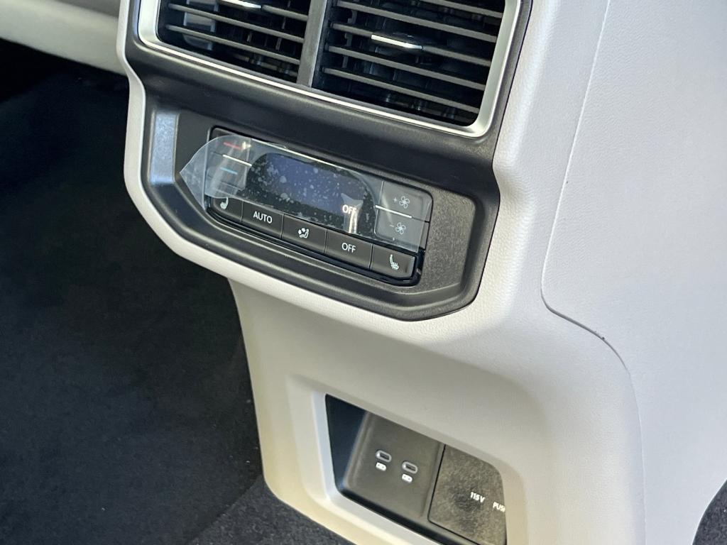 new 2026 Volkswagen Atlas car, priced at $53,124