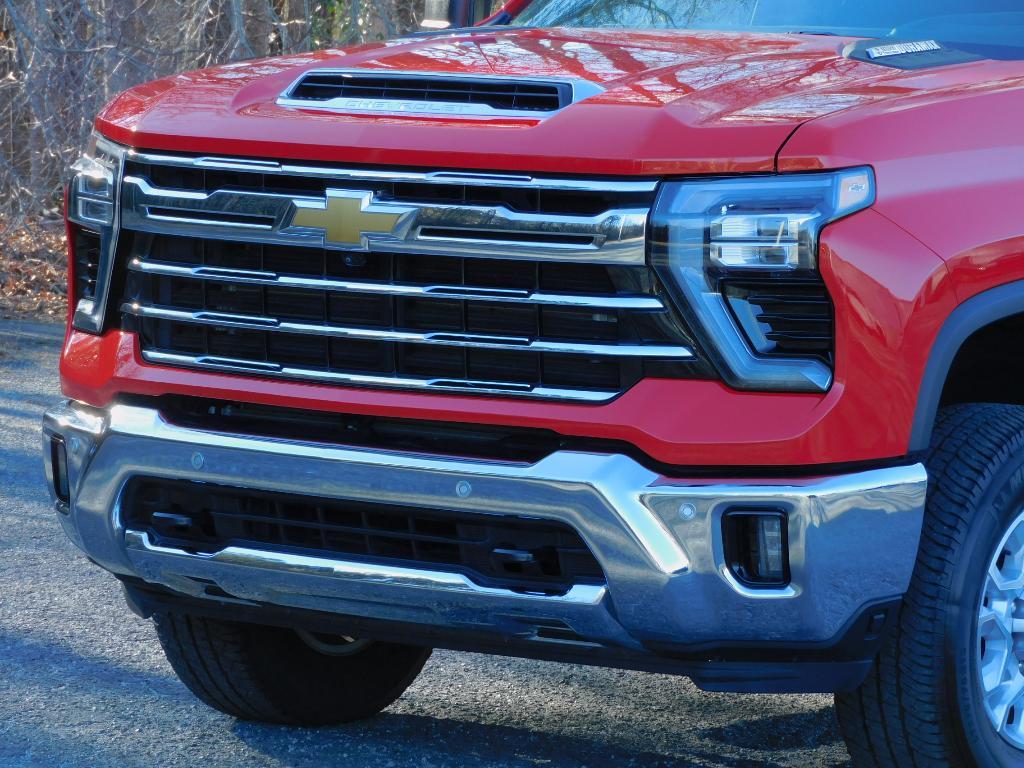 used 2024 Chevrolet Silverado 3500 car, priced at $67,987