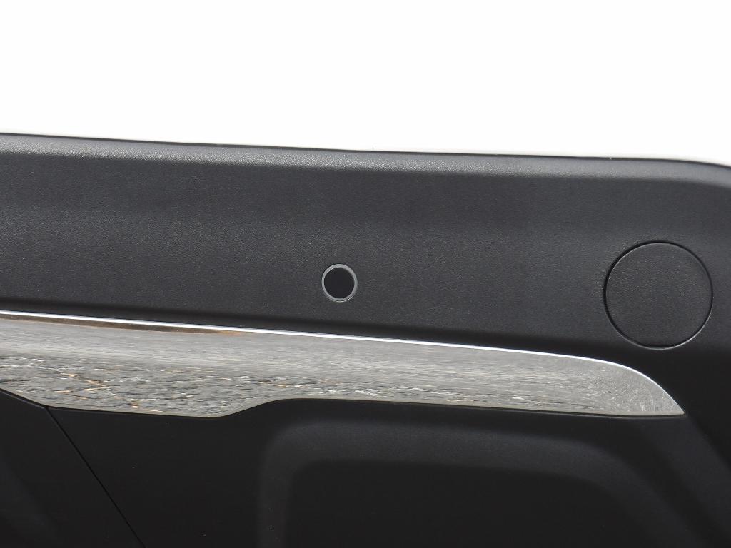 used 2024 Chevrolet Equinox car, priced at $27,887