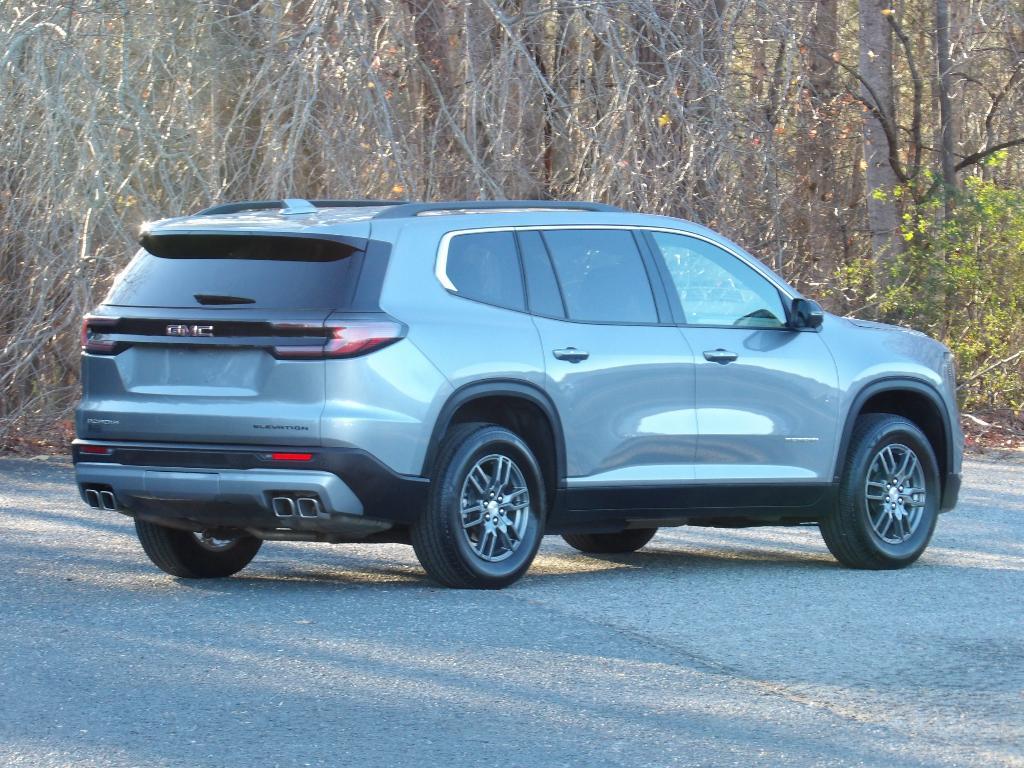 used 2025 GMC Acadia car, priced at $31,987
