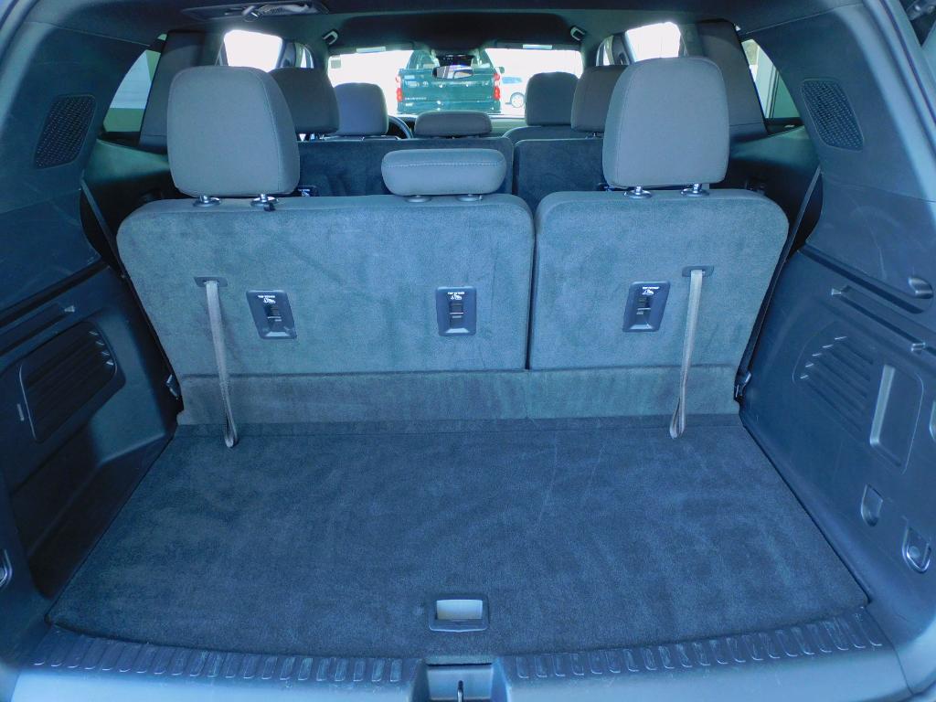 used 2025 GMC Acadia car, priced at $31,987