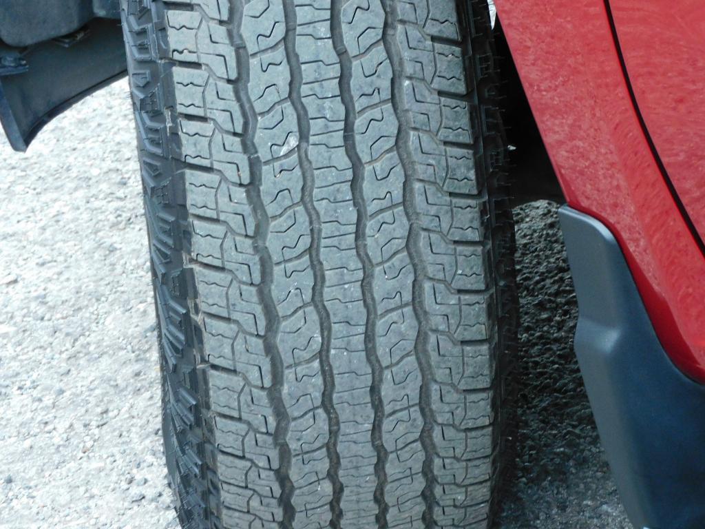 used 2024 Chevrolet Silverado 1500 car, priced at $41,987