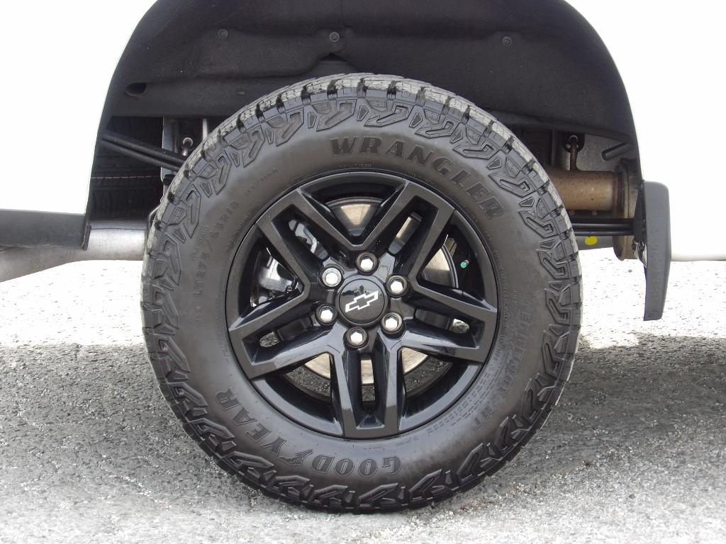 used 2024 Chevrolet Silverado 1500 car, priced at $41,987