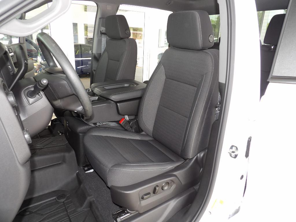 used 2024 Chevrolet Silverado 1500 car, priced at $41,987