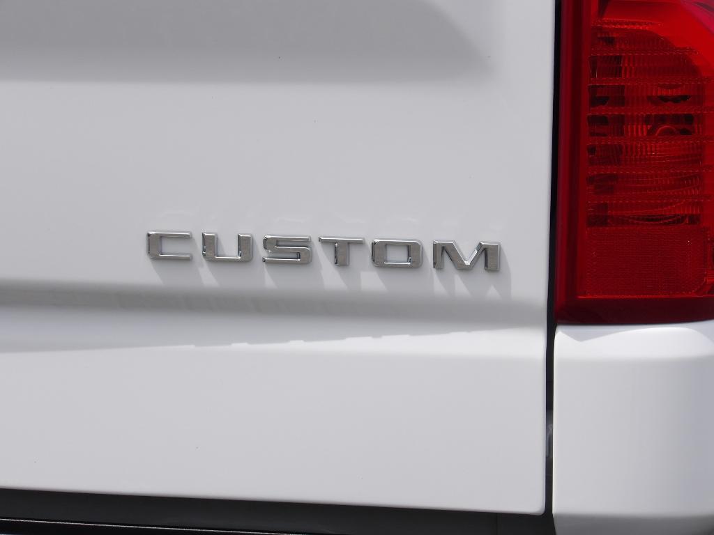 used 2024 Chevrolet Silverado 1500 car, priced at $41,987