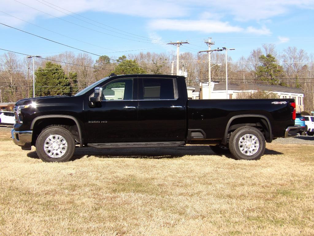new 2026 Chevrolet Silverado 3500 car, priced at $69,987