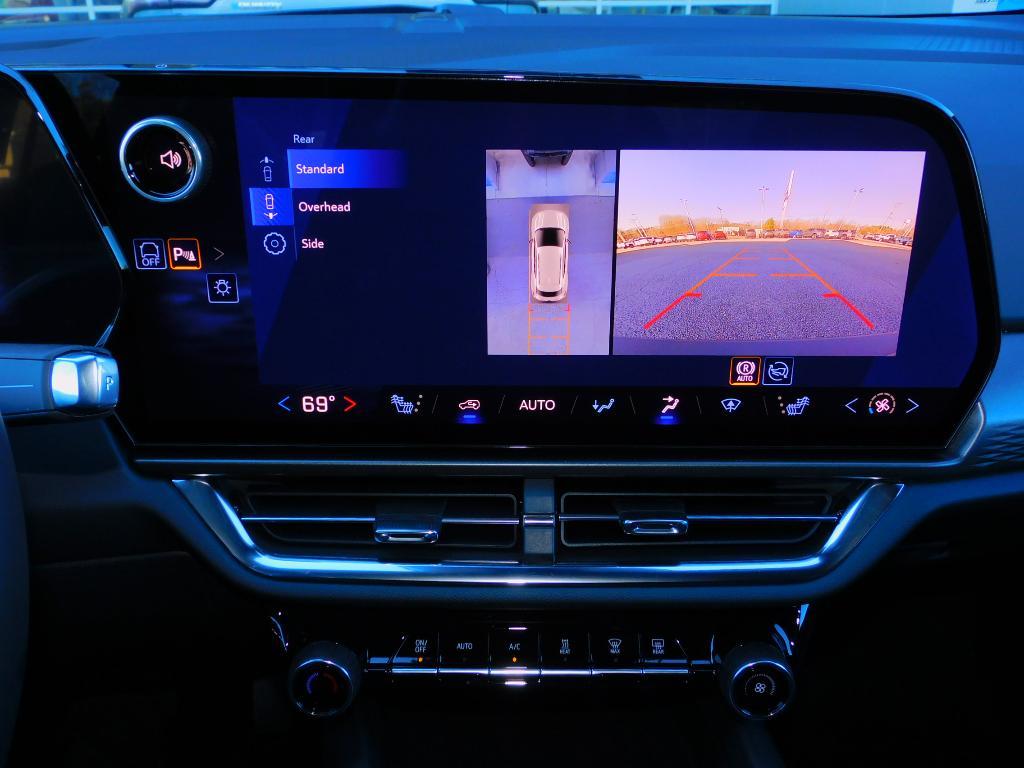 new 2026 Chevrolet Equinox EV car