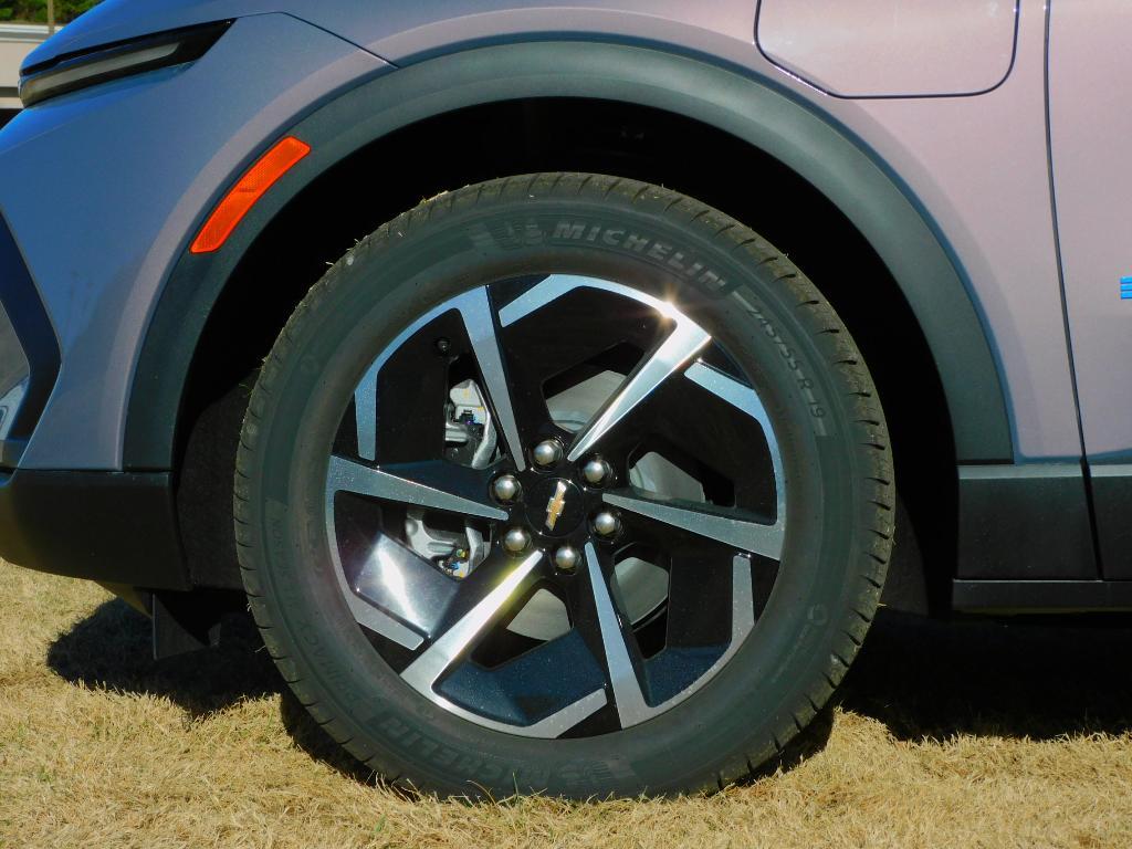 new 2026 Chevrolet Equinox EV car