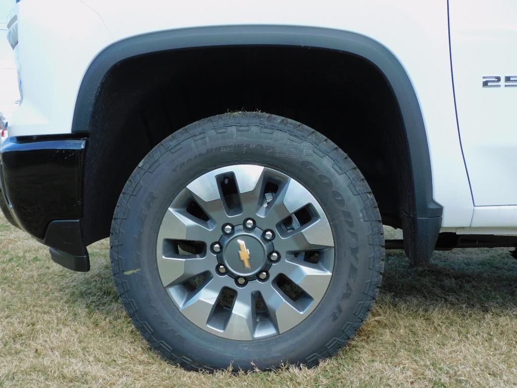 new 2026 Chevrolet Silverado 2500 car