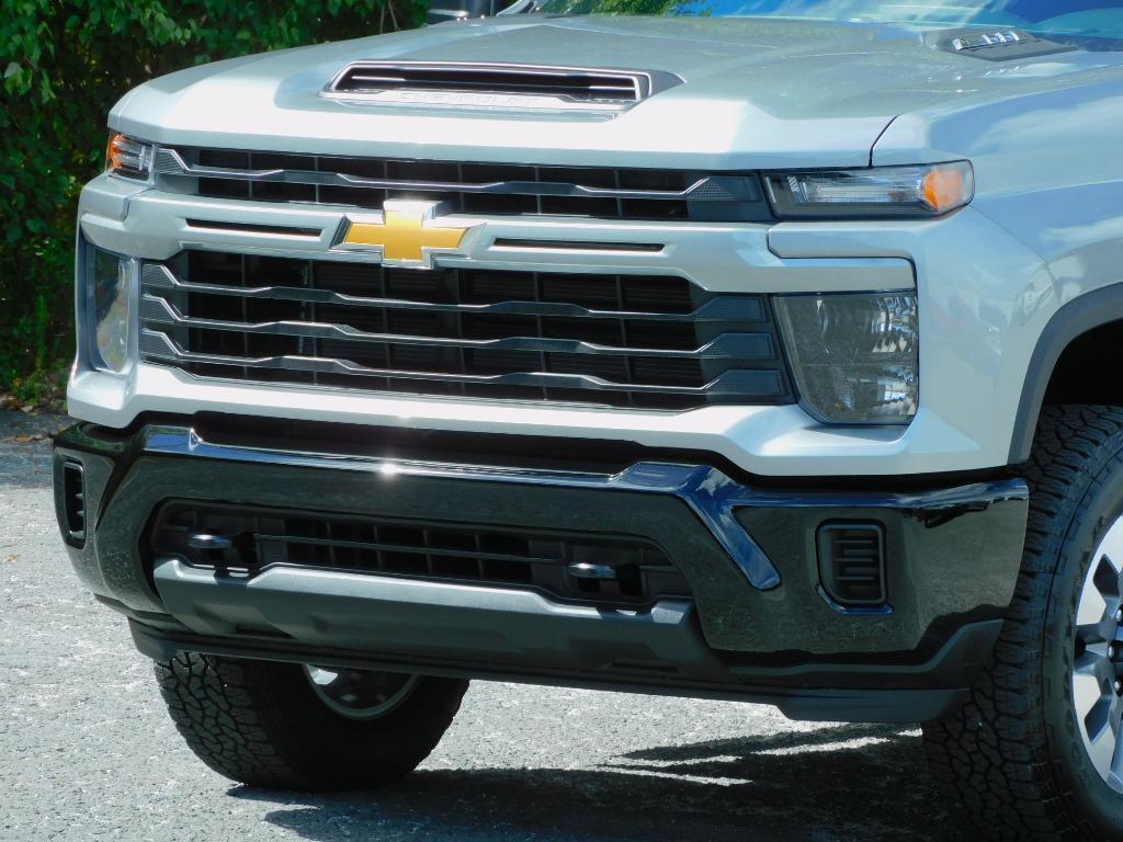 used 2025 Chevrolet Silverado 2500 car, priced at $52,387
