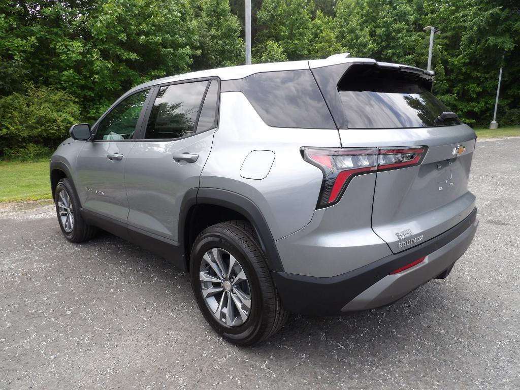 new 2026 Chevrolet Equinox car, priced at $31,184
