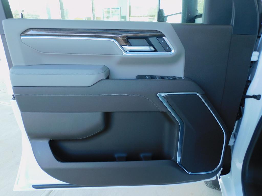 new 2026 Chevrolet Silverado 2500 car, priced at $73,687