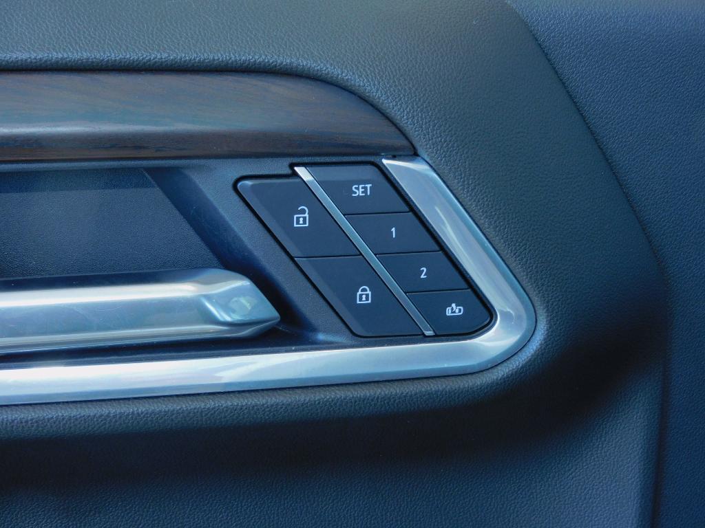 used 2025 GMC Sierra 1500 car, priced at $46,987