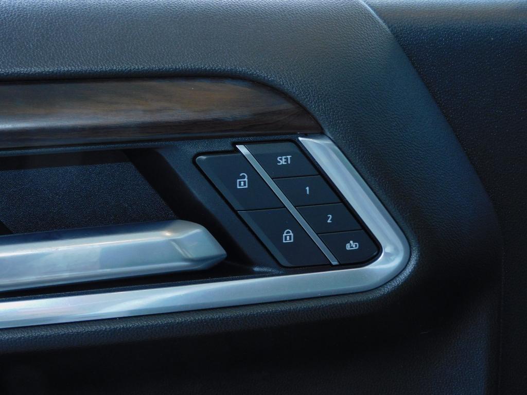 used 2025 GMC Sierra 1500 car, priced at $46,987