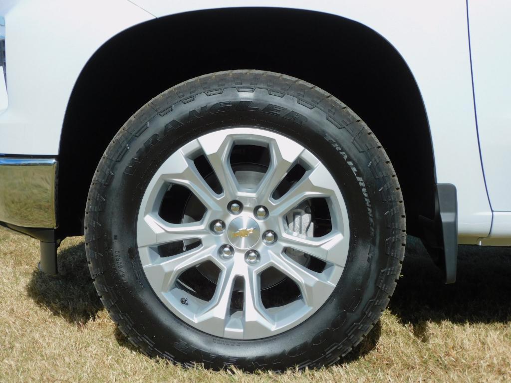 new 2026 Chevrolet Silverado 1500 car, priced at $59,737