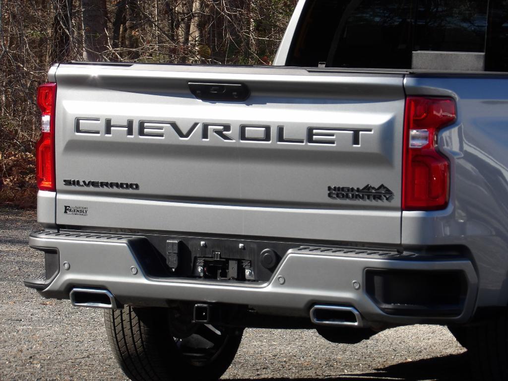 used 2025 Chevrolet Silverado 1500 car, priced at $62,987