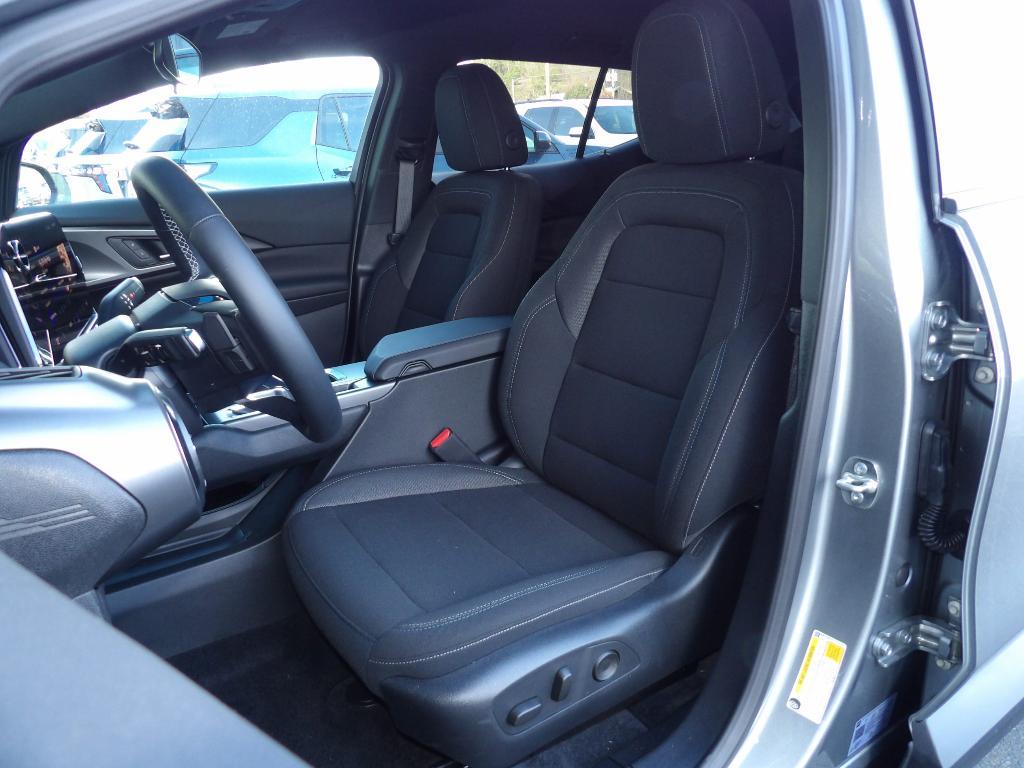 new 2026 Chevrolet Equinox EV car