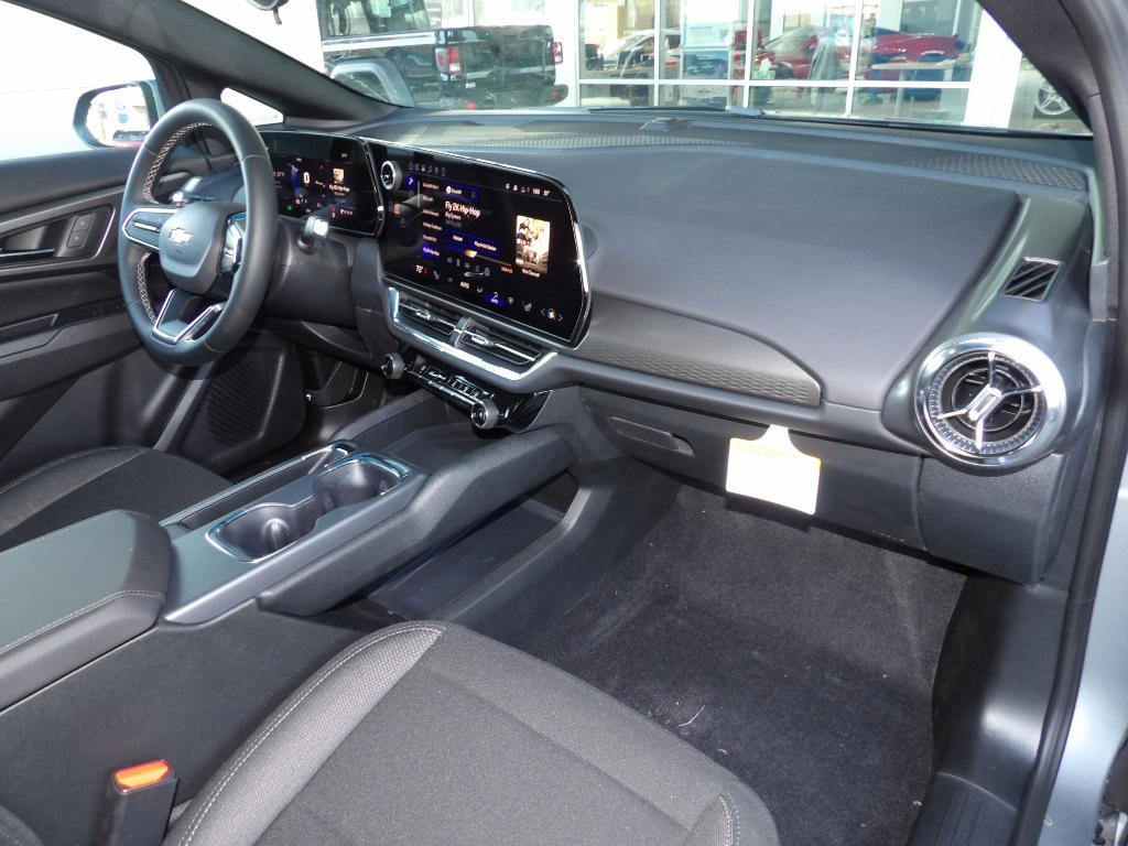 new 2026 Chevrolet Equinox EV car