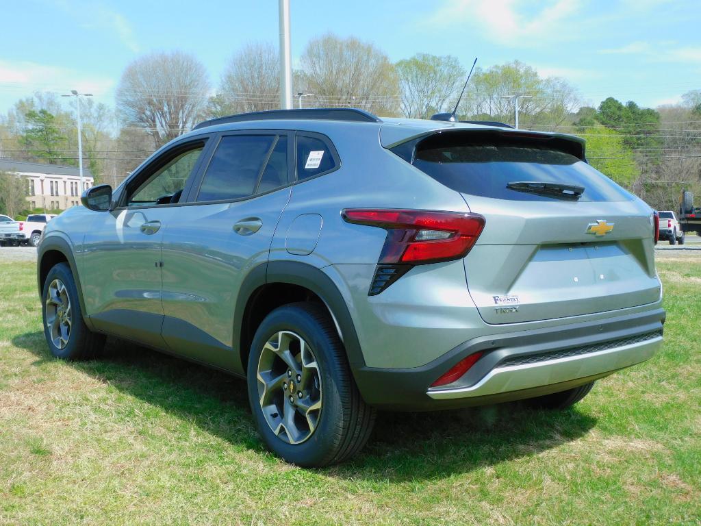 new 2026 Chevrolet Trax car, priced at $25,885